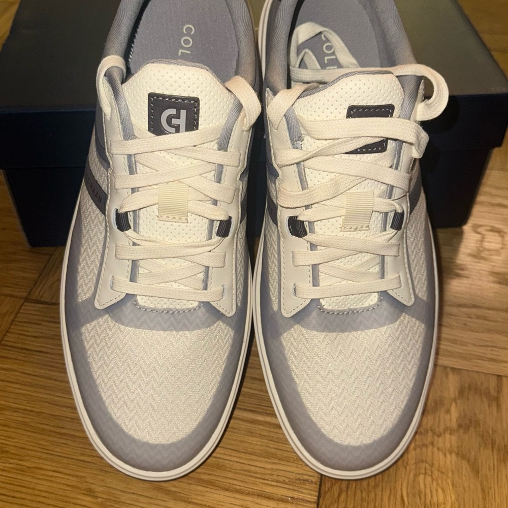 COLE HAAN Men's Ivory and Gray Sneakers